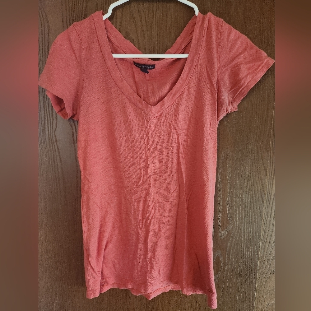 American Eagle Outfitters Coral V-Neck Tee